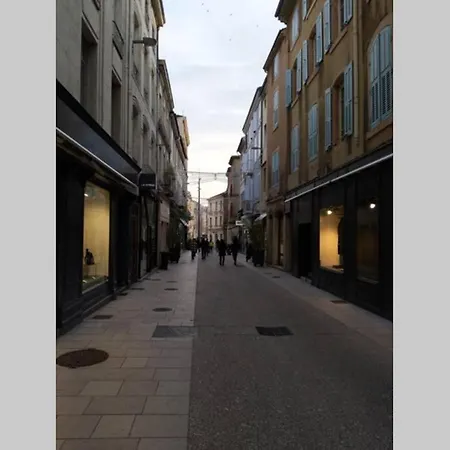 Apartment Equipe Hyper Centre De Valence (Drome)