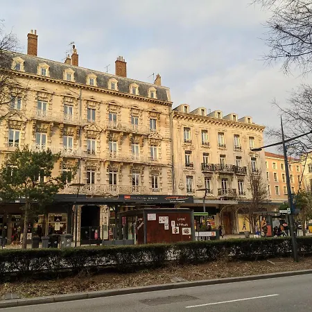 Equipe Hyper Centre De アパート *